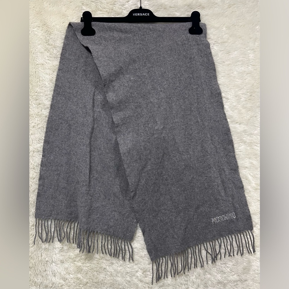 Authentic Moschino Fringe Wool Rhinestones Gray Scarf - Picture 6 of 9